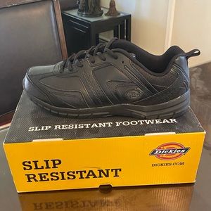 Dickies Vanquish Men’s shoes 9.5 wide black